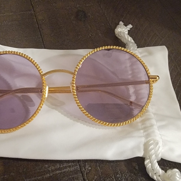 Boucheron Oval golden sunglasses - Picture 3 of 3